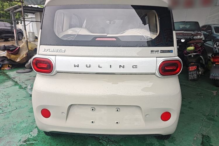 Used Wuling Hongguang MINIEV 2024 3rd Generation 215km Youth Edition Rear