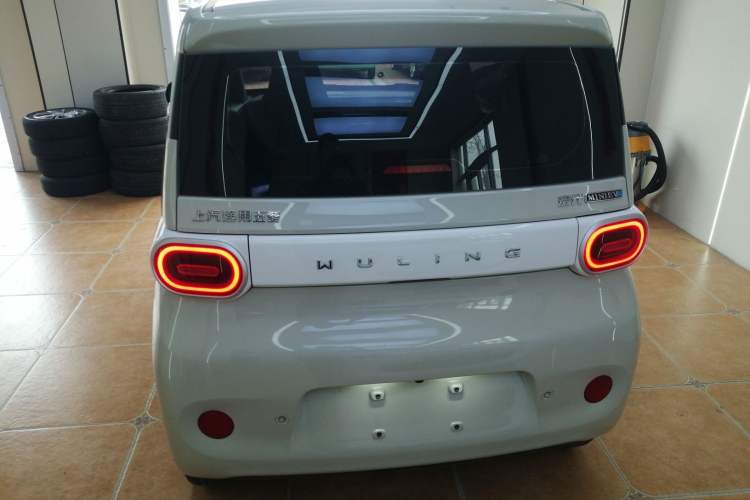 Used Wuling Hongguang MINIEV 2024 3rd Generation 215km Youth Edition Rear