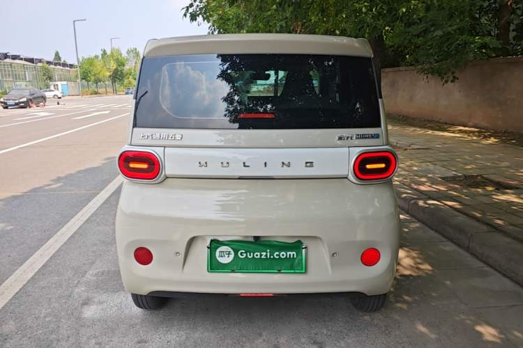 Used Wuling Hongguang MINIEV 2024 3rd Generation 215km Youth Edition Rear