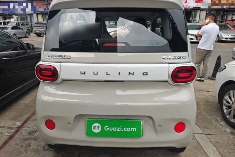 Used Wuling Hongguang MINIEV 2024 3rd Generation 215km Youth Edition Rear