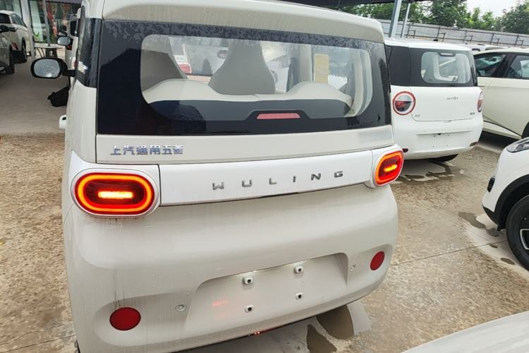 Used Wuling Hongguang MINIEV 2024 3rd Generation 215km Youth Edition Rear