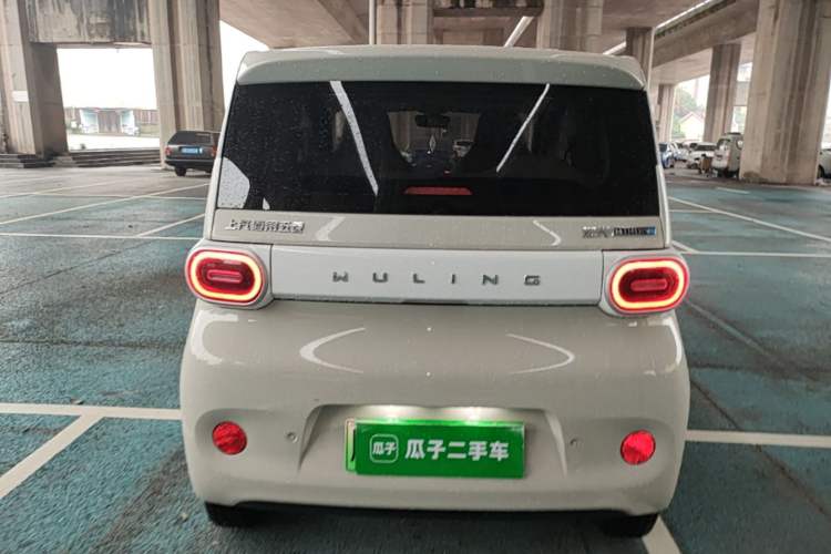 Used Wuling Hongguang MINIEV 2024 3rd Generation 215km Youth Edition Rear