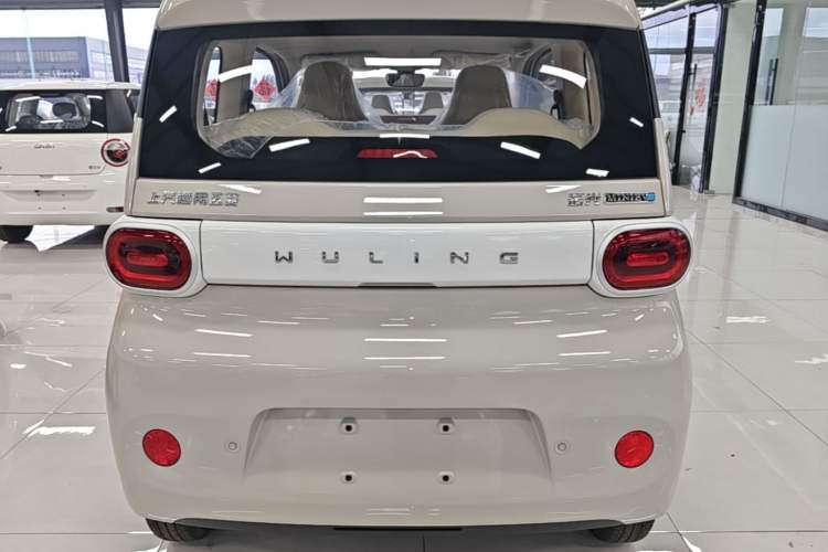 Used Wuling Hongguang MINIEV 2024 3rd Generation 215km Youth Edition Rear