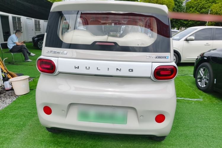 Used Wuling Hongguang MINIEV 2024 3rd Generation 215km Youth Edition Rear