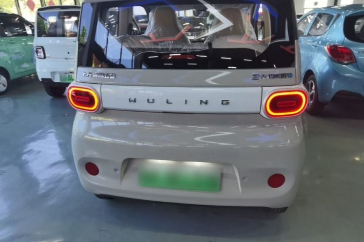 Used Wuling Hongguang MINIEV 2024 3rd Generation 215km Youth Edition Rear