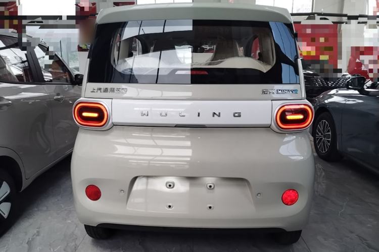 Used Wuling Hongguang MINIEV 2024 3rd Generation 215km Youth Edition Rear