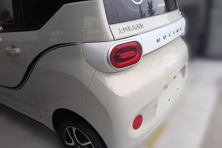 Used Wuling Hongguang MINIEV 2024 3rd Generation 215km Youth Edition Rear Left 45 Deg