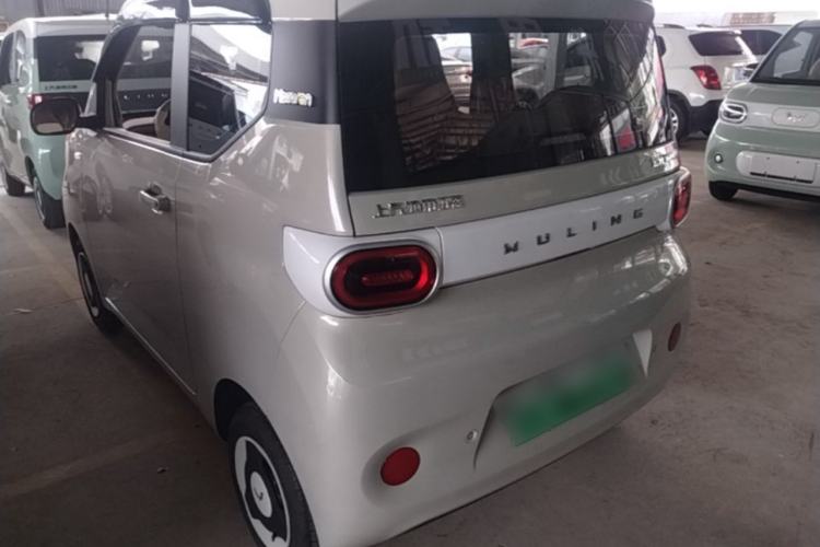 Used Wuling Hongguang MINIEV 2024 3rd Generation 215km Youth Edition Rear Left 45 Deg