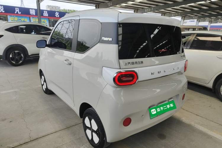 Used Wuling Hongguang MINIEV 2024 3rd Generation 215km Advanced Version Rear Left 45 Deg