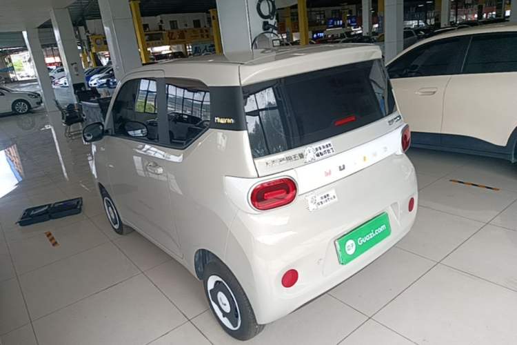 Used Wuling Hongguang MINIEV 2024 3rd Generation 215km Youth Edition Rear Left 45 Deg