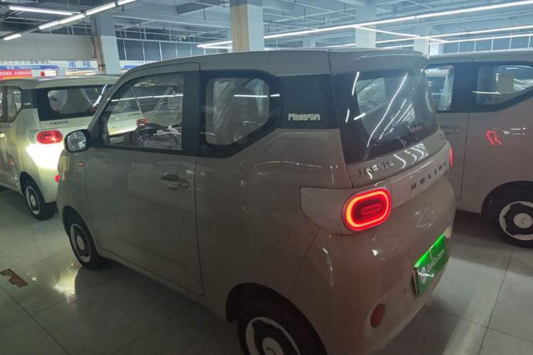 Used Wuling Hongguang MINIEV 2024 3rd Generation 215km Youth Edition Rear Left 45 Deg