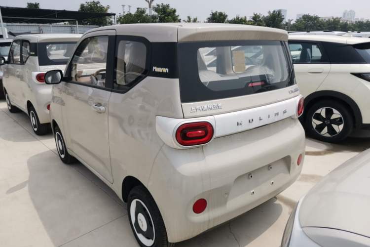Used Wuling Hongguang MINIEV 2024 3rd Generation 215km Youth Edition Rear Left 45 Deg