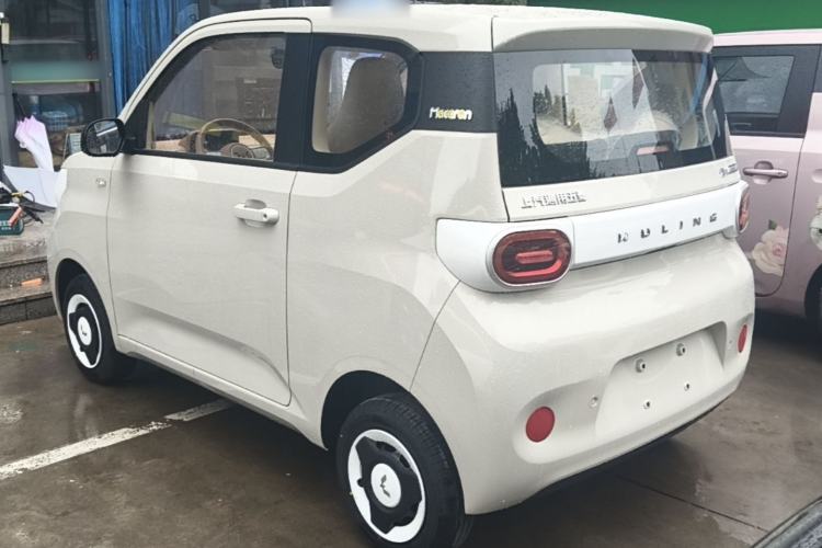 Used Wuling Hongguang MINIEV 2024 3rd Generation 215km Youth Edition Rear Left 45 Deg