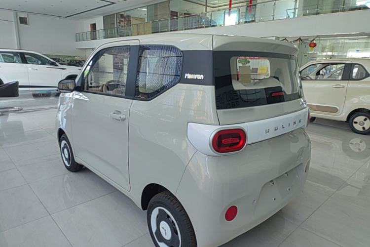 Used Wuling Hongguang MINIEV 2024 3rd Generation 215km Youth Edition Rear Left 45 Deg