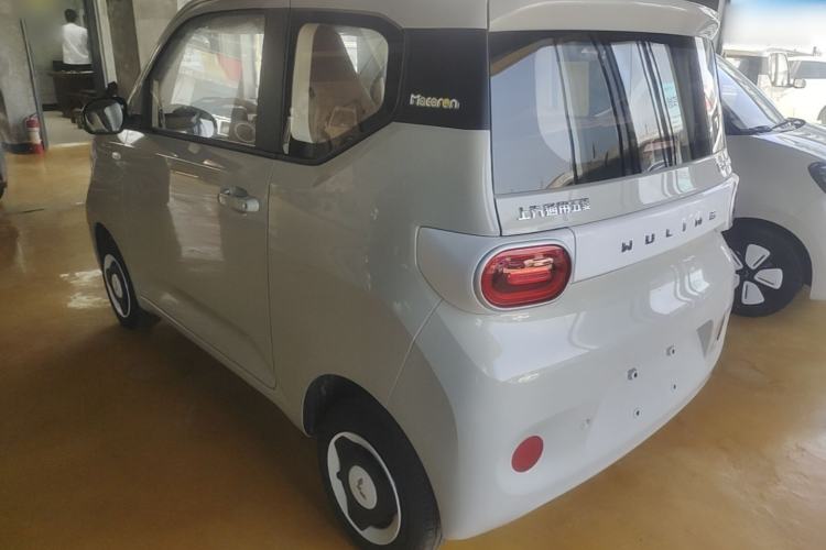 Used Wuling Hongguang MINIEV 2024 3rd Generation 215km Youth Edition Rear Left 45 Deg