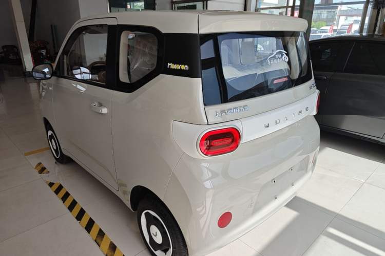 Used Wuling Hongguang MINIEV 2024 3rd Generation 215km Youth Edition Rear Left 45 Deg
