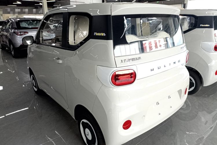 Used Wuling Hongguang MINIEV 2024 3rd Generation 215km Youth Edition Rear Left 45 Deg