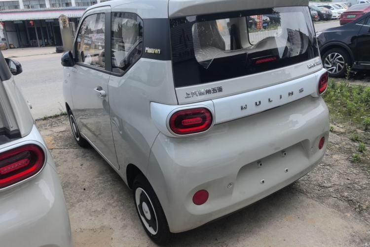Used Wuling Hongguang MINIEV 2024 3rd Generation 215km Youth Edition Rear Left 45 Deg