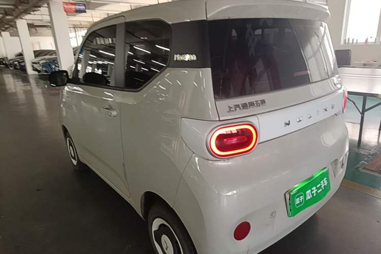 Used Wuling Hongguang MINIEV 2024 3rd Generation 215km Youth Edition Rear Left 45 Deg