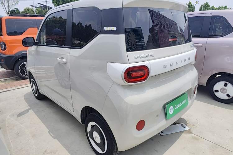 Used Wuling Hongguang MINIEV 2024 3rd Generation 215km Youth Edition Rear Left 45 Deg