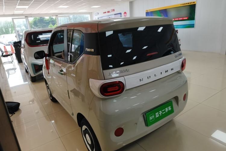 Used Wuling Hongguang MINIEV 2024 3rd Generation 215km Youth Edition Rear Left 45 Deg