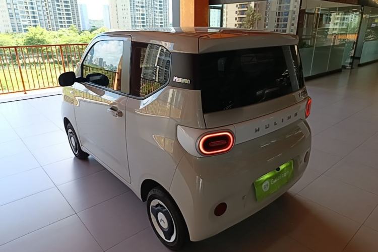 Used Wuling Hongguang MINIEV 2024 3rd Generation 215km Youth Edition Rear Left 45 Deg