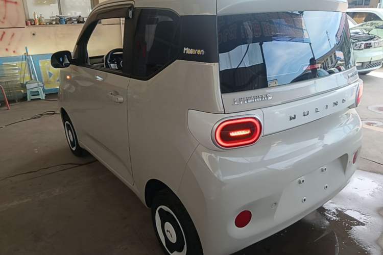 Used Wuling Hongguang MINIEV 2024 3rd Generation 215km Youth Edition Rear Left 45 Deg