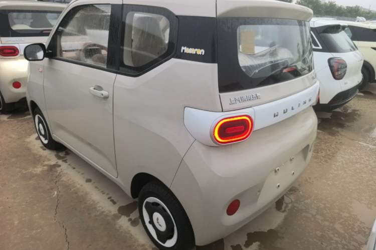 Used Wuling Hongguang MINIEV 2024 3rd Generation 215km Youth Edition Rear Left 45 Deg