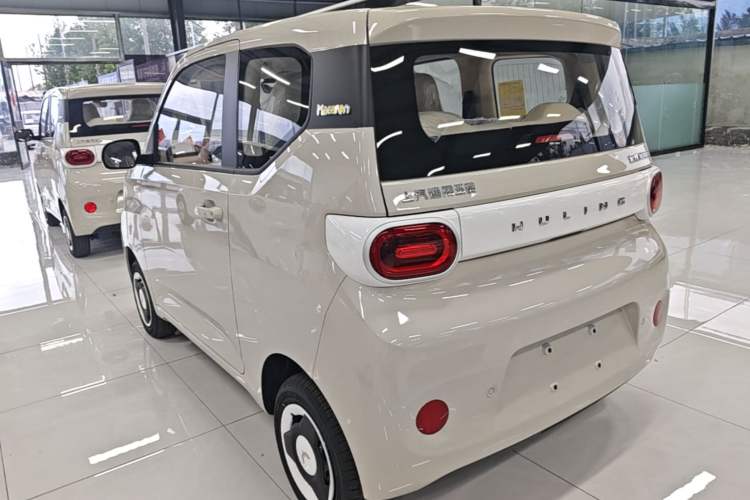 Used Wuling Hongguang MINIEV 2024 3rd Generation 215km Youth Edition Rear Left 45 Deg