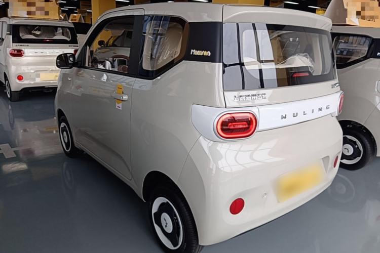 Used Wuling Hongguang MINIEV 2024 3rd Generation 215km Youth Edition Rear Left 45 Deg