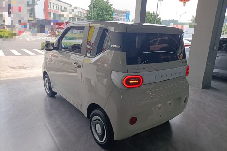 Used Wuling Hongguang MINIEV 2024 3rd Generation 215km Youth Edition Rear Left 45 Deg