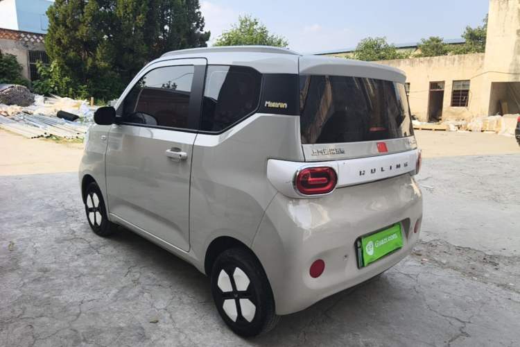 Used Wuling Hongguang MINIEV 2024 3rd Generation 215km Advanced Version Rear Left 45 Deg