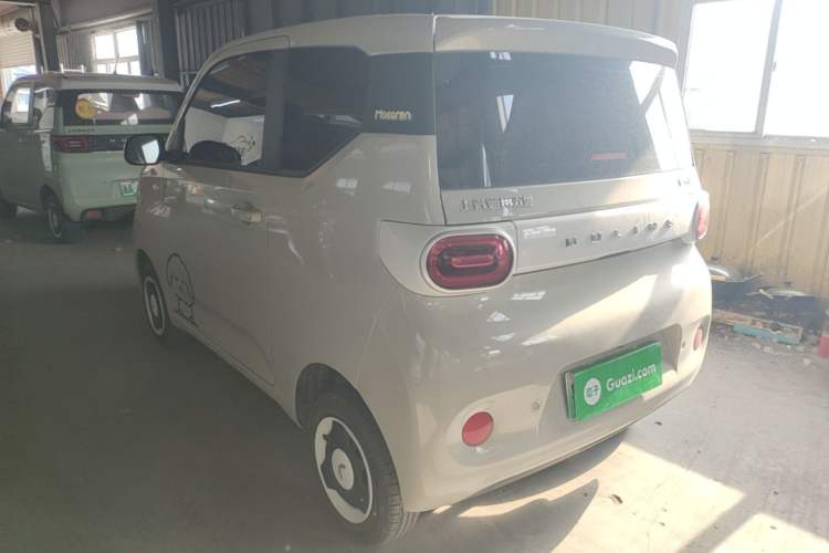 Used Wuling Hongguang MINIEV 2024 3rd Generation 215km Youth Edition Rear Left 45 Deg