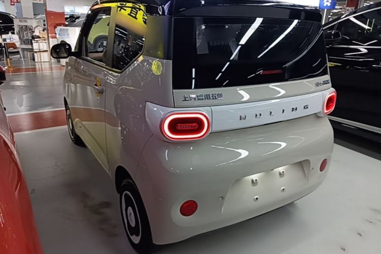 Used Wuling Hongguang MINIEV 2024 3rd Generation 215km Youth Edition Rear Left 45 Deg