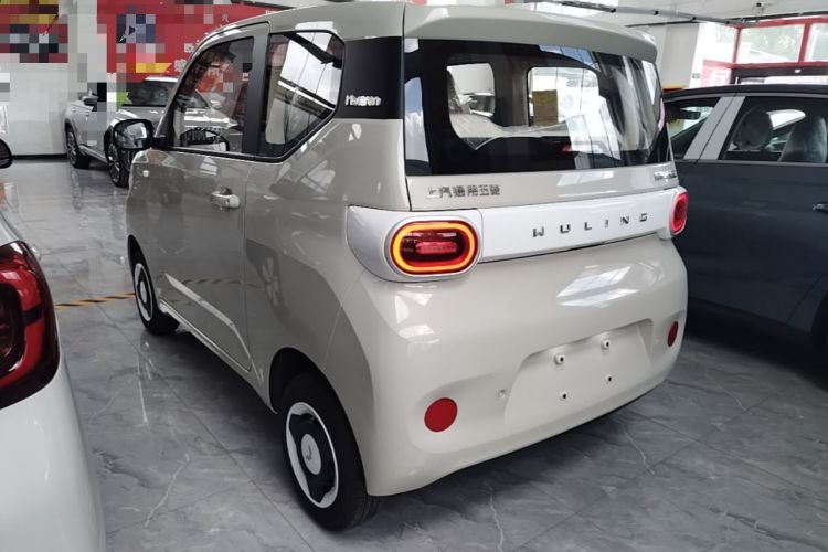 Used Wuling Hongguang MINIEV 2024 3rd Generation 215km Youth Edition Rear Left 45 Deg