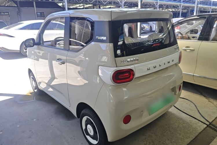Used Wuling Hongguang MINIEV 2024 3rd Generation 215km Youth Edition Rear Left 45 Deg