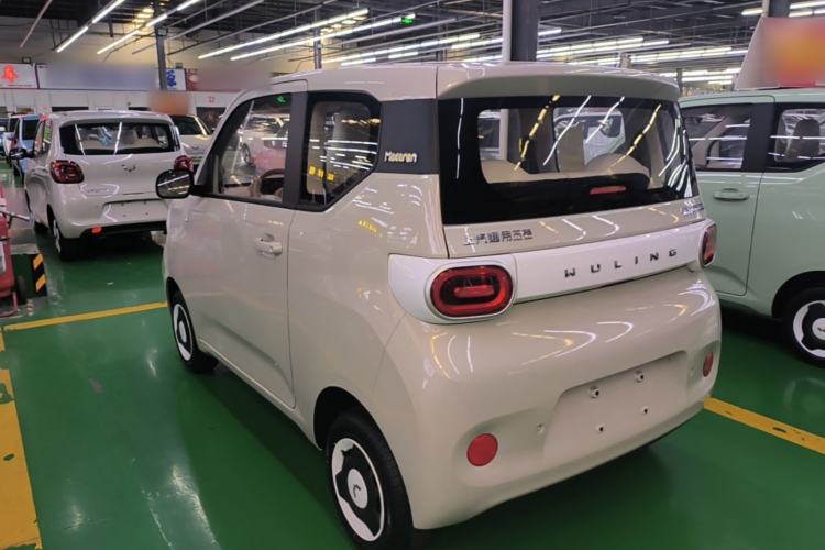 Used Wuling Hongguang MINIEV 2024 3rd Generation 215km Youth Edition Rear Left 45 Deg