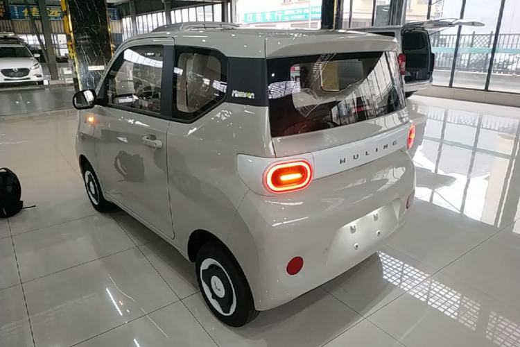 Used Wuling Hongguang MINIEV 2024 3rd Generation 215km Youth Edition Rear Left 45 Deg