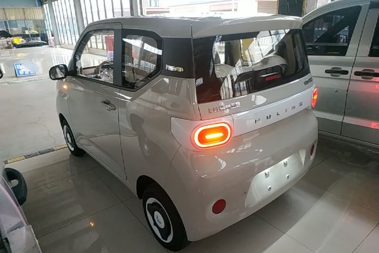 Used Wuling Hongguang MINIEV 2024 3rd Generation 215km Youth Edition Rear Left 45 Deg