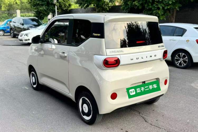 Used Wuling Hongguang MINIEV 2024 3rd Generation 215km Youth Edition Rear Left 45 Deg