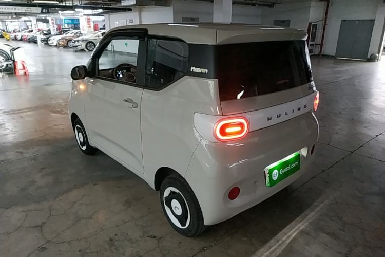Used Wuling Hongguang MINIEV 2024 3rd Generation 215km Youth Edition Rear Left 45 Deg
