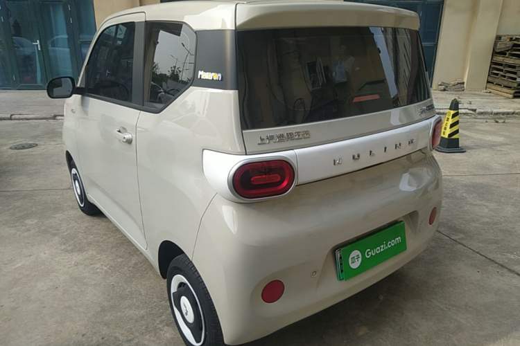 Used Wuling Hongguang MINIEV 2024 3rd Generation 215km Youth Edition Rear Left 45 Deg