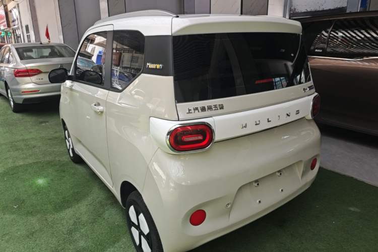 Used Wuling Hongguang MINIEV 2024 3rd Generation 215km Advanced Version Rear Left 45 Deg