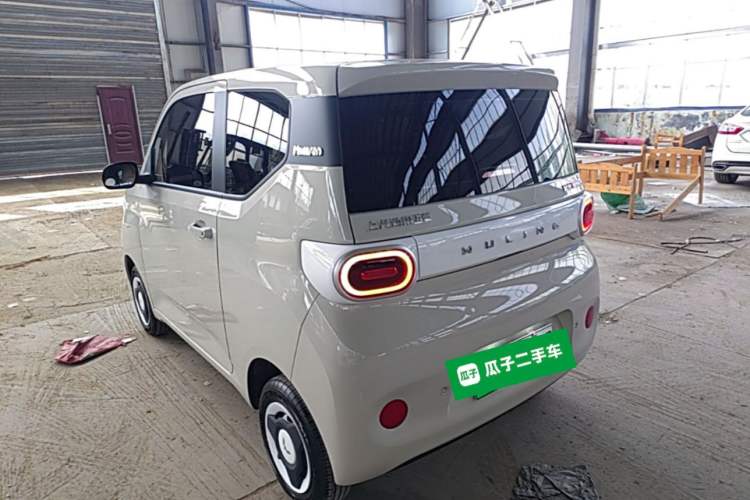 Used Wuling Hongguang MINIEV 2024 3rd Generation 215km Youth Edition Rear Left 45 Deg