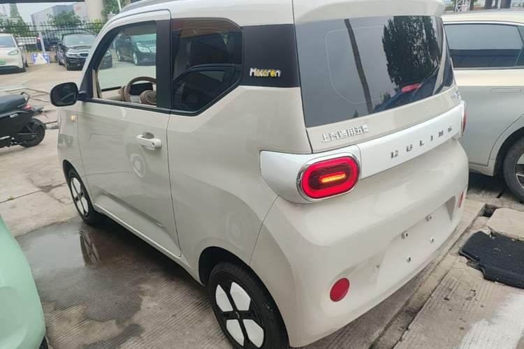 Used Wuling Hongguang MINIEV 2024 3rd Generation 215km Advanced Version Rear Left 45 Deg