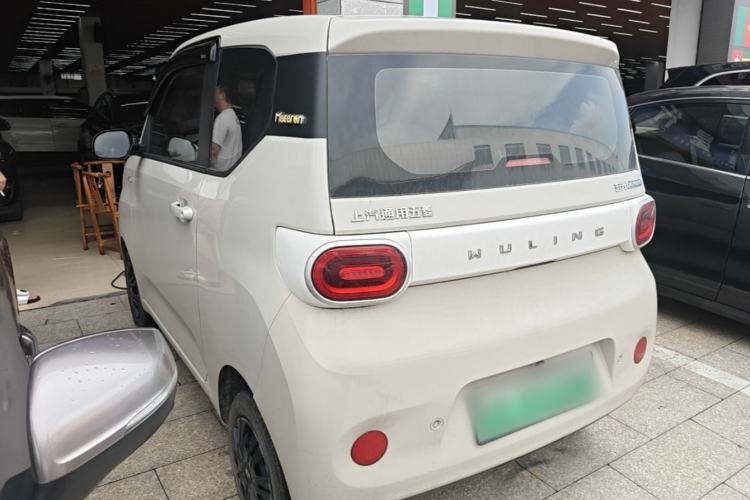 Used Wuling Hongguang MINIEV 2024 3rd Generation 215km Youth Edition Rear Left 45 Deg