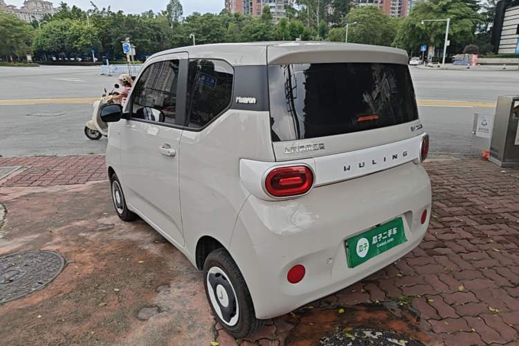 Used Wuling Hongguang MINIEV 2024 3rd Generation 215km Youth Edition Rear Left 45 Deg