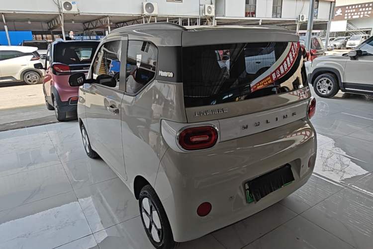 Used Wuling Hongguang MINIEV 2024 3rd Generation 215km Advanced Version Rear Left 45 Deg