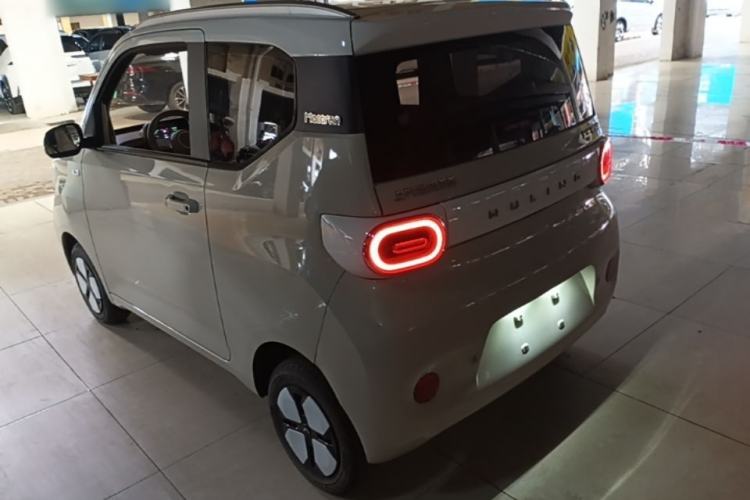 Used Wuling Hongguang MINIEV 2024 3rd Generation 215km Advanced Version Rear Left 45 Deg