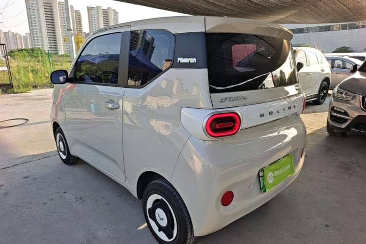Used Wuling Hongguang MINIEV 2024 3rd Generation 215km Youth Edition Rear Left 45 Deg